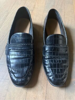 Nine West Black Croc-Embossed Penny Loafers Women’s Size 9.5